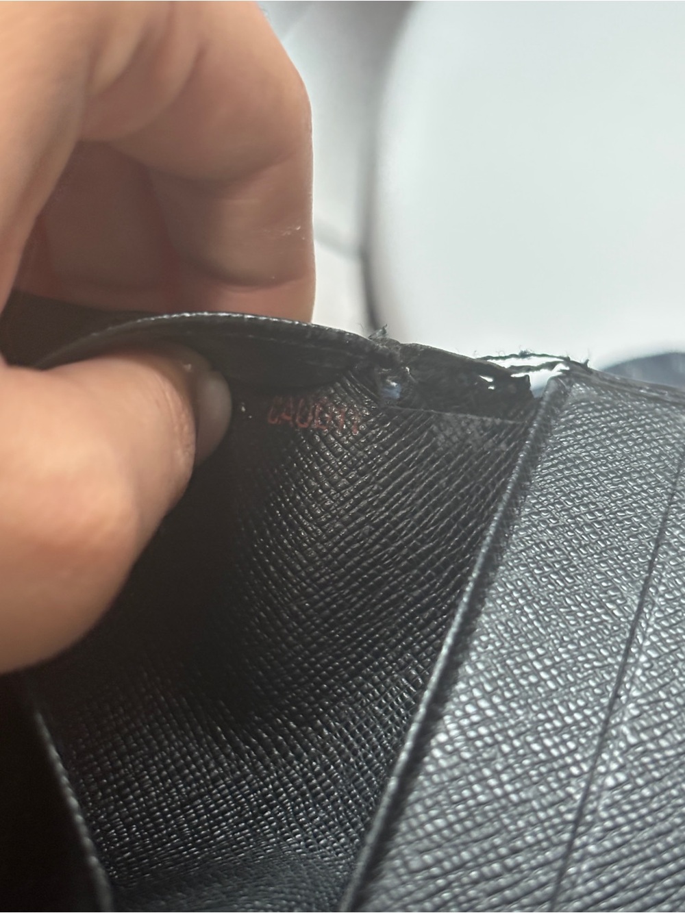 AUTHENTIC 2002 Louis Vuitton Wallet - Made in Spain - Picture 8 of 8